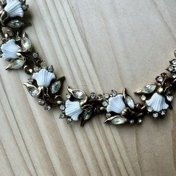 Vintage Hollycraft Bracelet 6.5 Lily of the Valley Rhinestone White Gold Plated